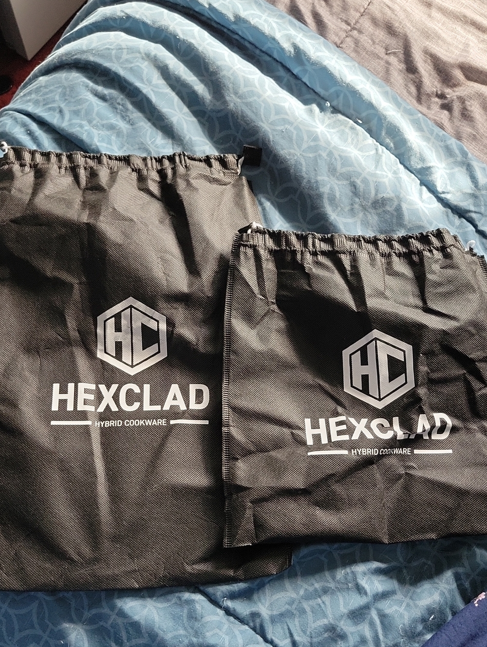 HexClad Black Drawstring Toiletry & Accessory Bags - Set of 2
